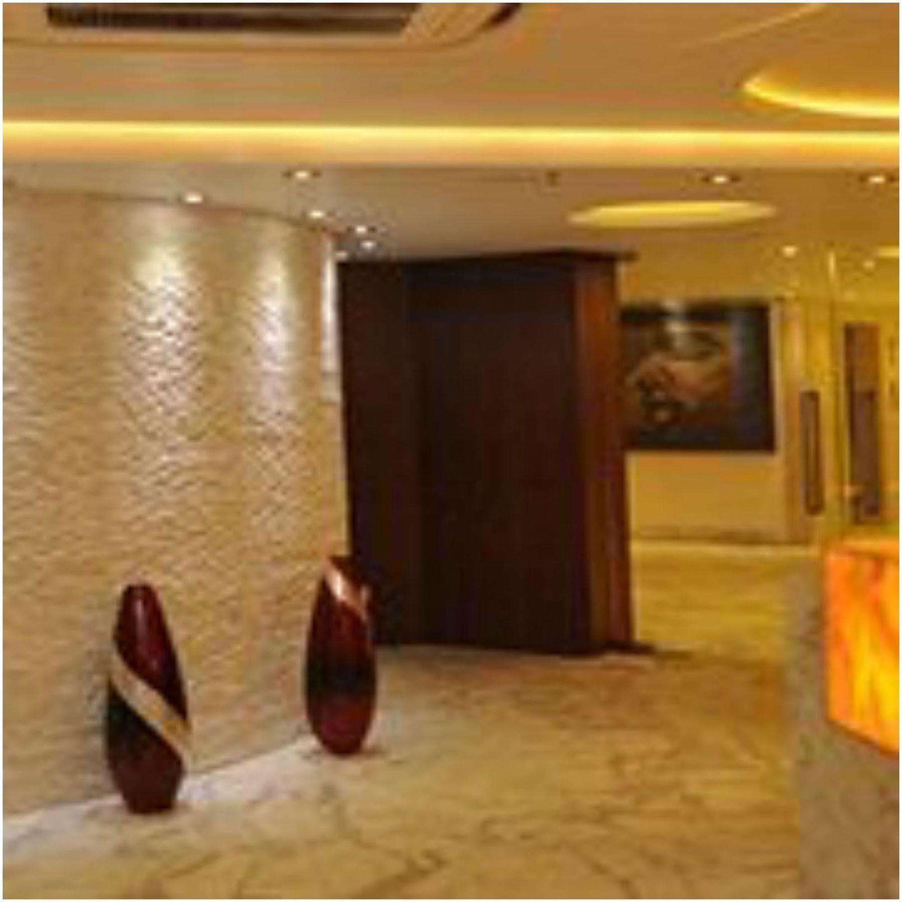 Kempton Hotel Calcutta Exterior foto